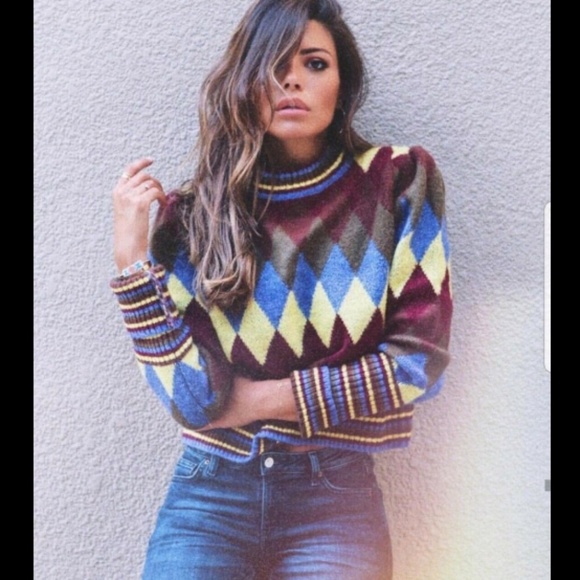 Zara Sweaters - Zara Argyle Diamond Print Knit Sweater Long Slv